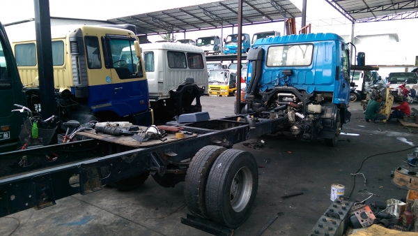 อีซูซุเดก้า รุ่นใหม่ เครื่องยนต์ 4 hk turbo inter 190 แรงม้า อีซูซุเดก้า รุ่นใหม่ เครื่องยนต์ 4 hk turbo inter 190 แรงม้า