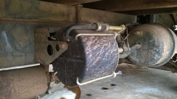 ขาย 6 ล้อ HINO FC กระบะยาว 4.30 เมตร กระบะไม่ค่อยสวย คัสซีสวยจัดตลอดเส้น เครื่อง WO4D 120 แรงม้า เก๋งบางไม่เคยทำสี ทะเบียนพร้อมโอนครับ ราคาต่อรองได้