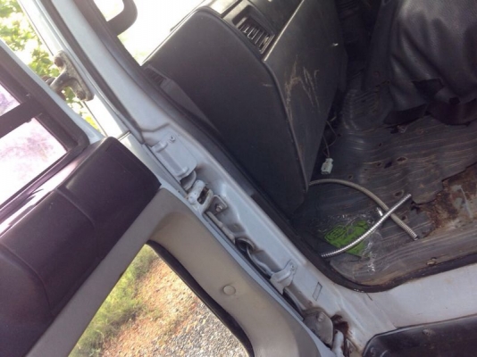 รถฮีโน่ 6 ล้อ ตู้เย็น FC4J 145 แรงม้า. สนใจติดต่อ 081 - 6079515 รถฮีโน่ 6 ล้อ ตู้เย็น FC4J 145 แรงม้า. สนใจติดต่อ 081 - 6079515