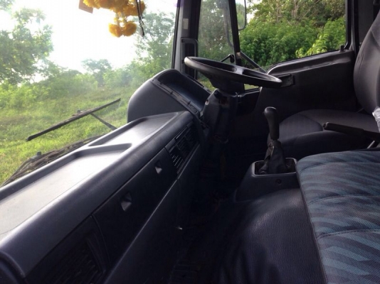 รถฮีโน่ 6 ล้อ ตู้เย็น FC4J 145 แรงม้า. สนใจติดต่อ 081 - 6079515 รถฮีโน่ 6 ล้อ ตู้เย็น FC4J 145 แรงม้า. สนใจติดต่อ 081 - 6079515