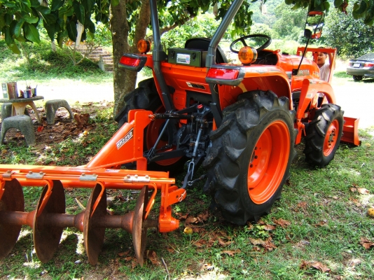 KUBOTA L3008 4WD