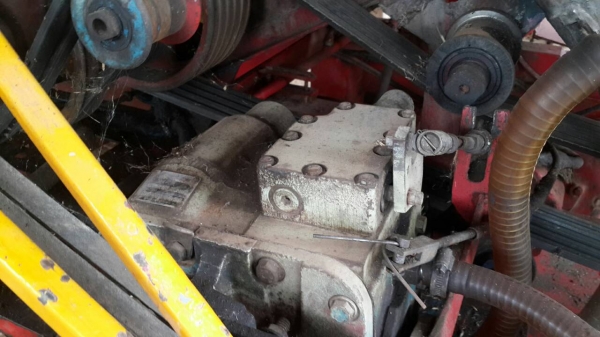 ขายรถเกี่ยว ศักดิ์พัฒนา ช่วงล่าง12 ปั๊มไดกิ้นเบอร์23 เครื่องดี อีซูซุ เทอร์โบว์ สภาพพร้อมใช้ งาน ช่วงล่างเต็มโซ่ดีสภาพพร้อมเกี่ยว ขายรถเกี่ยว ศักดิ์พัฒนา ช่วงล่าง12 ปั๊มไดกิ้นเบอร์23 เครื่องดี อีซูซุ เทอร์โบว์ สภาพพร้อมใช้ งาน ช่วงล่างเต็มโซ่ดีสภาพพร้อมเกี่ยว