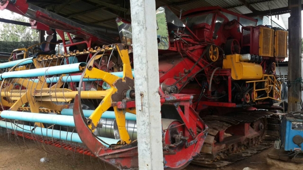 ขายรถเกี่ยว ศักดิ์พัฒนา ช่วงล่าง12 ปั๊มไดกิ้นเบอร์23 เครื่องดี อีซูซุ เทอร์โบว์ สภาพพร้อมใช้ งาน ช่วงล่างเต็มโซ่ดีสภาพพร้อมเกี่ยว ขายรถเกี่ยว ศักดิ์พัฒนา ช่วงล่าง12 ปั๊มไดกิ้นเบอร์23 เครื่องดี อีซูซุ เทอร์โบว์ สภาพพร้อมใช้ งาน ช่วงล่างเต็มโซ่ดีสภาพพร้อมเกี่ยว