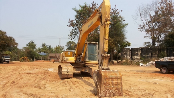 **1,000,000 บ.ต่อรอง**ขายแบ็คโฮ KOMATSU PC200-6 S.No.C11414 ปี2002 เครื่องเดิมปั้มเดิม ไฟฟ้าตัดบางจุด เครื่อง CUMMINS 6สูบ แน่นๆ แรงดี อึดดี ทน ไม่จุกจิก ปั้มดี แรง ทำงานดี ไม่โหลด บูมอาร์มสวย ไม่ปะไม่ดาม ไม่มีร้าว บุ้งกี๋ดีไม่ผุ บูท/สลัก ดี แน่นดี เอวดี **1,000,000 บ.ต่อรอง**ขายแบ็คโฮ KOMATSU PC200-6 S.No.C11414 ปี2002 เครื่องเดิมปั้มเดิม ไฟฟ้าตัดบางจุด เครื่อง CUMMINS 6สูบ แน่นๆ แรงดี อึดดี ทน ไม่จุกจิก ปั้มดี แรง ทำงานดี ไม่โหลด บูมอาร์มสวย ไม่ปะไม่ดาม ไม่มีร้าว บุ้งกี๋ดีไม่ผุ บูท/สลัก ดี แน่นดี เอวดี