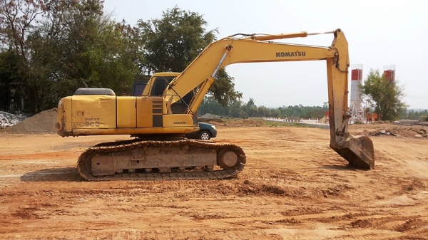 **1,000,000 บ.ต่อรอง**ขายแบ็คโฮ KOMATSU PC200-6 S.No.C11414 ปี2002 เครื่องเดิมปั้มเดิม ไฟฟ้าตัดบางจุด เครื่อง CUMMINS 6สูบ แน่นๆ แรงดี อึดดี ทน ไม่จุกจิก ปั้มดี แรง ทำงานดี ไม่โหลด บูมอาร์มสวย ไม่ปะไม่ดาม ไม่มีร้าว บุ้งกี๋ดีไม่ผุ บูท/สลัก ดี แน่นดี เอวดี **1,000,000 บ.ต่อรอง**ขายแบ็คโฮ KOMATSU PC200-6 S.No.C11414 ปี2002 เครื่องเดิมปั้มเดิม ไฟฟ้าตัดบางจุด เครื่อง CUMMINS 6สูบ แน่นๆ แรงดี อึดดี ทน ไม่จุกจิก ปั้มดี แรง ทำงานดี ไม่โหลด บูมอาร์มสวย ไม่ปะไม่ดาม ไม่มีร้าว บุ้งกี๋ดีไม่ผุ บูท/สลัก ดี แน่นดี เอวดี