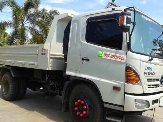 ขายรถดั้มพ์ 6 ล้อ ขนาดใหญ่ ไมล์ 3X,XXX กม.  HINO 220 แรงม้า