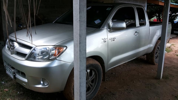 **335,000 บ.ต่อรอง**ขายกระบะแค็ป TOYOTA HILUX VIGO 2.5J ปี51/08 เครื่องเดิมเกียร์เดิม ไมล์12x,xxx เครื่องแน่น แรง ไม่มีเยิ้ม เกียร์ไม่มีหอน ช่วงล่างหนึบคัสซีสวยเดิมๆไม่มีสนิม กระบะสวยมีพื้นปูกระบะ หน้า-หลังเดิมๆไม่เคยชนหนัก ภายในสวยคอนโซลเต็ม พ.พาวเวอร์ ก