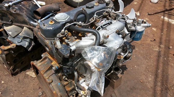 **55,000 บ.ต่อรอง**ขายเครื่องยนต์ พร้อมใบคุมเครื่อง ISUZU 4BD1-115HP 4สูบ ยกลงจาก NPR115 เครื่องแน่นๆ แห้งๆ สตาร์ทติดง่าย ไม่หลวมไม่เยิ้ม สภาพพร้อมใช้งาน ไม่มีเกียร์นะครับ สภาพ90\% พร้อมใช้งาน ราคาต่อรองได้นิดหน่อยเด้อ พี่น้องครับ **55,000 บ.ต่อรอง**ขายเครื่องยนต์ พร้อมใบคุมเครื่อง ISUZU 4BD1-115HP 4สูบ ยกลงจาก NPR115 เครื่องแน่นๆ แห้งๆ สตาร์ทติดง่าย ไม่หลวมไม่เยิ้ม สภาพพร้อมใช้งาน ไม่มีเกียร์นะครับ สภาพ90\% พร้อมใช้งาน ราคาต่อรองได้นิดหน่อยเด้อ พี่น้องครับ
