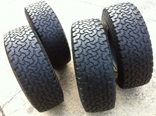 ขายยาง BF Goodrich All-terrain ขนาด 265 75 r16 ปี 3011