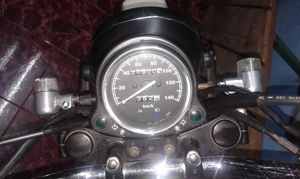 ขาย Kawasaki TR250 เดิมๆสภาพสวยราคา 45000 บาทครับ ขาย Kawasaki TR250 เดิมๆสภาพสวยราคา 45000 บาทครับ