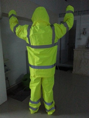 ขายชุดกันฝนผ้าร่มอย่างดี แถบสะท้อนแสงแท้ สินค้านำเข้า