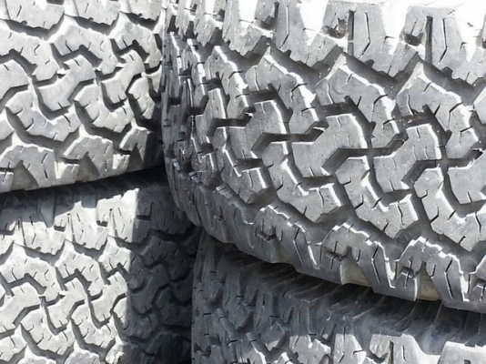 ขายยาง BF 31 x 10.5 x 15 ปี 10 ขายยาง BF 31 x 10.5 x 15 ปี 10