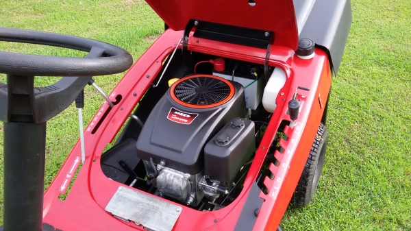 ขายรถตัดหญ้านั่งขับ