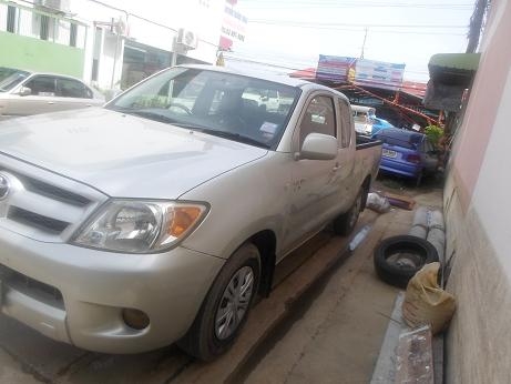 ขาย toyota vigo 2.5 J 2005