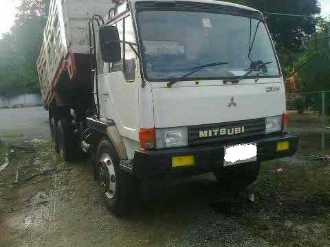 ขายMITSUBISHI TF4XXX 220แรงม้า สภาพสวยพร้อมใช้ ราคาต่อองได้ ติดต่อได้ที่คุณ อ๊อฟ พิจิตร 086-737-9991