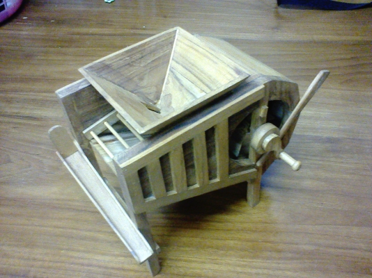 วีจำลองไม้สัก