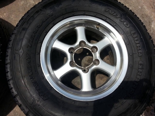 ขายล้อนอก 6 รู 7 x 16 ขายล้อนอก 6 รู 7 x 16