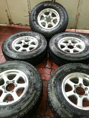 ขายล้อนอก 6 รู 7 x 16 ขายล้อนอก 6 รู 7 x 16