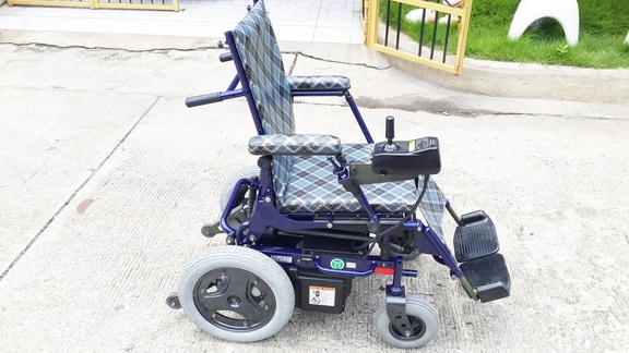 ขายวีลแชร์ไฟฟ้าแบบปรับนอนได้ SUZUKI สินค้าตัวโชว์เพิ่งมาจากญี่ปุ่น