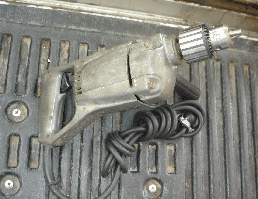 ขายสว่านไฟฟ้าฮิตาชิรุ่น bu-sh3 หัว4หุน 620w 1100 รอบ