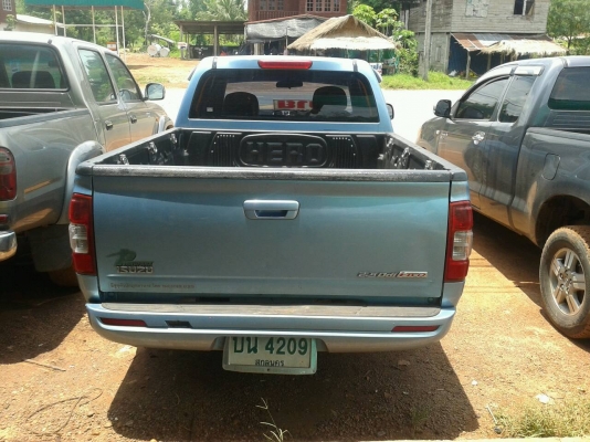 ISUZU DMAX 2.5SLX ปี48 เครื่องคอมอลเรล วิ่ง 120000 โล เพสเดิม กันร้อนเดิม สีเดิม ISUZU DMAX 2.5SLX ปี48 เครื่องคอมอลเรล วิ่ง 120000 โล เพสเดิม กันร้อนเดิม สีเดิม