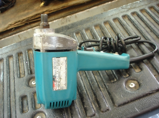 ขายเครื่องขัดกระดาษทราย7" ยี่ห้อ: makita 9218SB