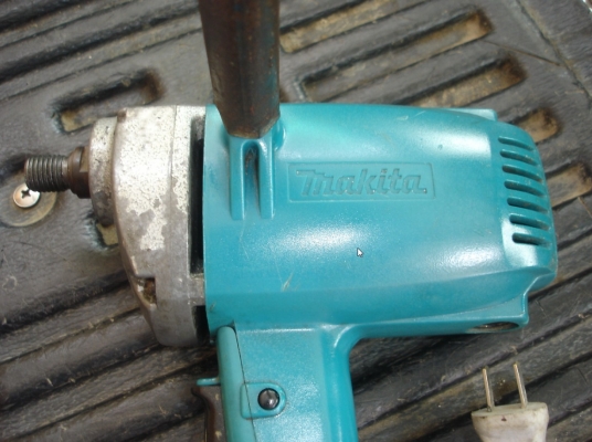 ขายเครื่องขัดกระดาษทราย7" ยี่ห้อ: makita 9218SB