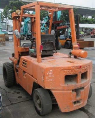 ขาย FORKLIFT 2.5 TON KOMATSU FD25-7 ขาย FORKLIFT 2.5 TON KOMATSU FD25-7