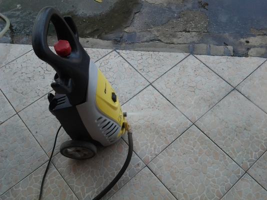 ขาย   ปั้มฉีด