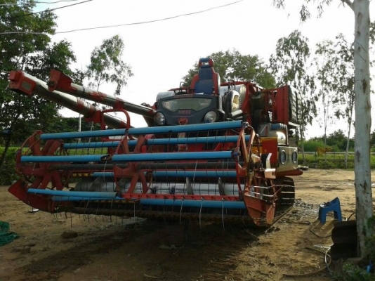 ขายรถเกี่ยวข้าวศักดิ์พัฒนา KMปี52 เครื่องJO 260เทอร์โบ ตัวเดิน12HT ปั้ม23 สภาพพร้อมใช้งาน เอกสารพร้อมโอน สนใจโทร 090-8588220คุณนะ หรือ www.truck.in.th/498 LINE ID:narong498 ขายรถเกี่ยวข้าวศักดิ์พัฒนา KMปี52 เครื่องJO 260เทอร์โบ ตัวเดิน12HT ปั้ม23 สภาพพร้อมใช้งาน เอกสารพร้อมโอน สนใจโทร 090-8588220คุณนะ หรือ www.truck.in.th/498 LINE ID:narong498