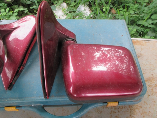 ต้องการขายกระจกมองข้างtfrของแท้ราคาไม่แพง