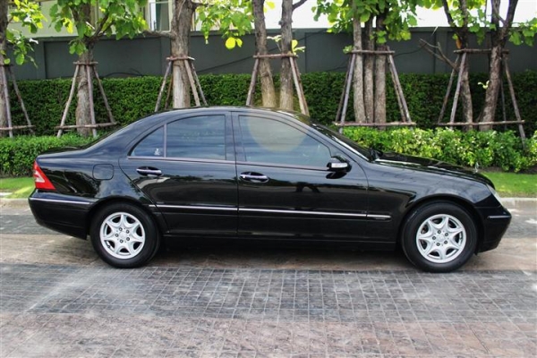 2004 BENZ C180 2.0 Elegance มือเดียว ออกรถที่ Daimlerchrysler เจ้าของขายเอง 2004 BENZ C180 2.0 Elegance มือเดียว ออกรถที่ Daimlerchrysler เจ้าของขายเอง