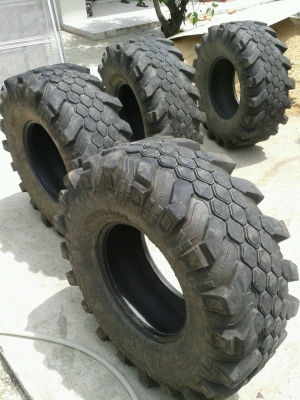 ขายยางลุย 36x12.5R16 ขายยางลุย 36x12.5R16