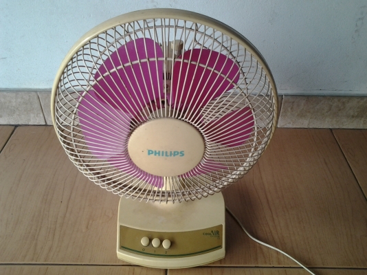 ขาย  พัดลมเก่า