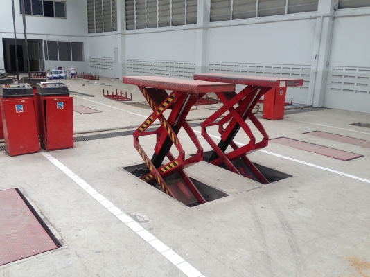 ขายลิฟท์ เอ็กซ์ ยี่ห้อ RVA ยกสูง รับน้ำหนัก 3 ตัน ของญี่ปุ่นมืองสอง ขายลิฟท์ เอ็กซ์ ยี่ห้อ RVA ยกสูง รับน้ำหนัก 3 ตัน ของญี่ปุ่นมืองสอง