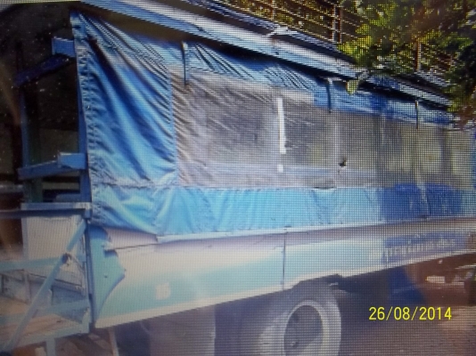 ขาย  กระดองรถคอกหมูวัย 44 ปี เหมาะเอาไปทำร้านกาแฟ