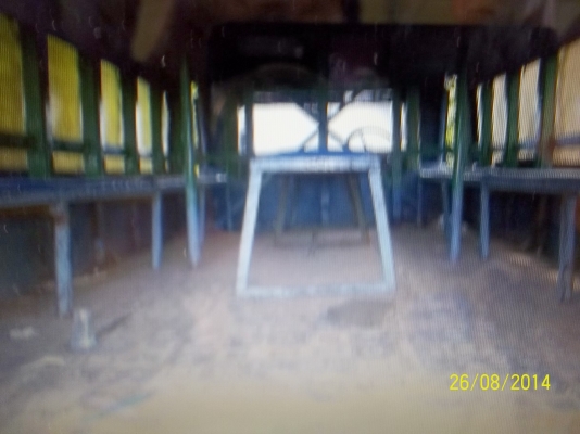 ขาย  กระดองรถคอกหมูวัย 44 ปี เหมาะเอาไปทำร้านกาแฟ