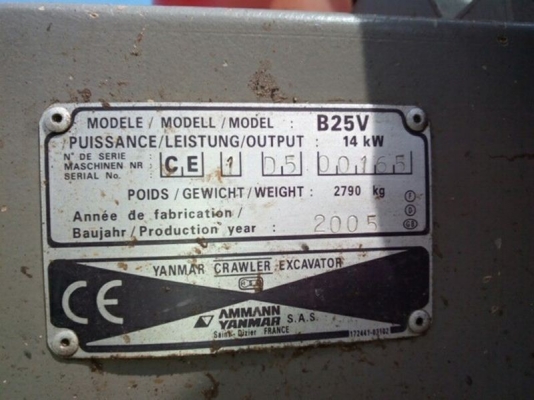 ขาย YANMAR B25V CE1D500165 ขาย YANMAR B25V CE1D500165