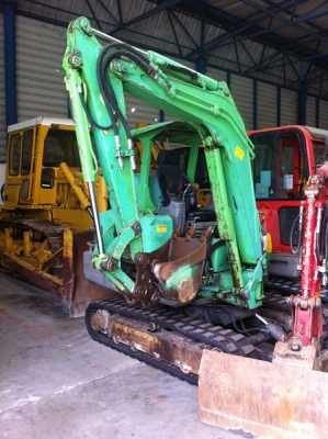 ขาย YANMAR B30V  DB21C27541