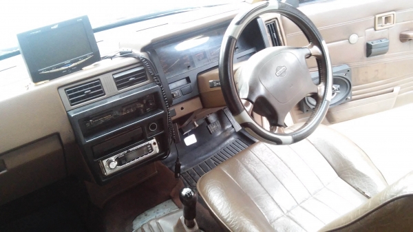 ## ขาย Nissan BIG-M Van 5Dr - 2.0 MT ปี 1990 ## ## ขาย Nissan BIG-M Van 5Dr - 2.0 MT ปี 1990 ##