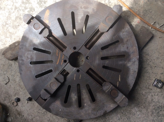 หัวจับเครื่องกลึง