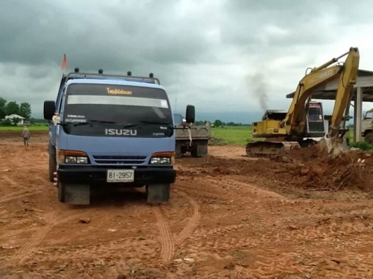 ต้องการขาย6ล้อ ดั้ม isuzu 120 แรงม้า