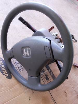 ขายพวงมาลัยพร้อมคอ civic 3-4d