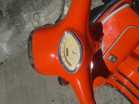 รถเก็บสะสม Vespa SS 180 ทะเบียนแท้ ๆ  พร้อมโอนครับ