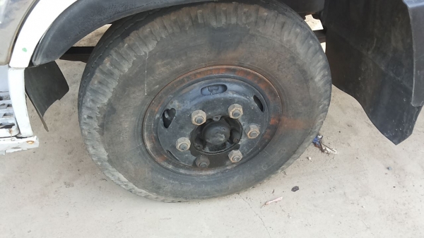 **ขายแล้วครับขอบคุณ Truck2hand ขาย6ล้อสภาพสวยไม่มีช้ำ HINO FC2WHLZ WO4D 120HP รถห้าง ปี38 เครื่องเดิมเกียร์เดิม หัวสมอเงิน เครื่อง120แรง แน่นๆ แรงๆ ไม่มีเยิ้ม เกียร์ดีไม่มีหลุดไม่มีหอน ช่วงล่างเดิมใหญ่ คัสซีสวยกริ๊บ เดิมๆไม่ปะไม่ดาม ไม่มีบวม กระบะเหล็ก5.5