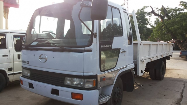 **ขายแล้วครับขอบคุณ Truck2hand ขาย6ล้อสภาพสวยไม่มีช้ำ HINO FC2WHLZ WO4D 120HP รถห้าง ปี38 เครื่องเดิมเกียร์เดิม หัวสมอเงิน เครื่อง120แรง แน่นๆ แรงๆ ไม่มีเยิ้ม เกียร์ดีไม่มีหลุดไม่มีหอน ช่วงล่างเดิมใหญ่ คัสซีสวยกริ๊บ เดิมๆไม่ปะไม่ดาม ไม่มีบวม กระบะเหล็ก5.5