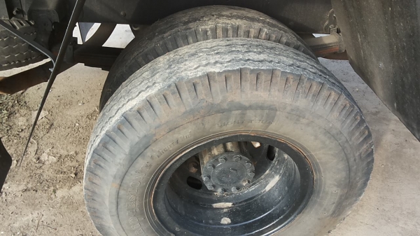 **ขายแล้วครับขอบคุณ Truck2hand ขาย6ล้อสภาพสวยไม่มีช้ำ HINO FC2WHLZ WO4D 120HP รถห้าง ปี38 เครื่องเดิมเกียร์เดิม หัวสมอเงิน เครื่อง120แรง แน่นๆ แรงๆ ไม่มีเยิ้ม เกียร์ดีไม่มีหลุดไม่มีหอน ช่วงล่างเดิมใหญ่ คัสซีสวยกริ๊บ เดิมๆไม่ปะไม่ดาม ไม่มีบวม กระบะเหล็ก5.5