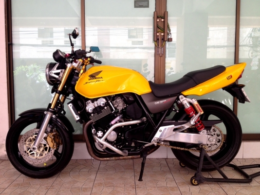 ขาย CB400 SF TEC2 ปี2003 สภาพหล่อเทพๆ ท่อสูตรฟลู ทะเบียนแท้ สมอ. ด่วนๆ ราคาลดได้