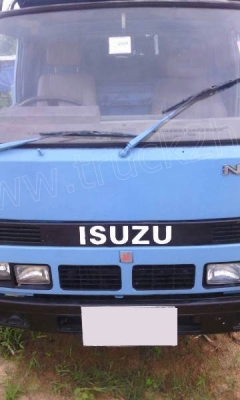 รถบรรทุก 6 ล้อ ISUZU ELF250  88 แรงม้า