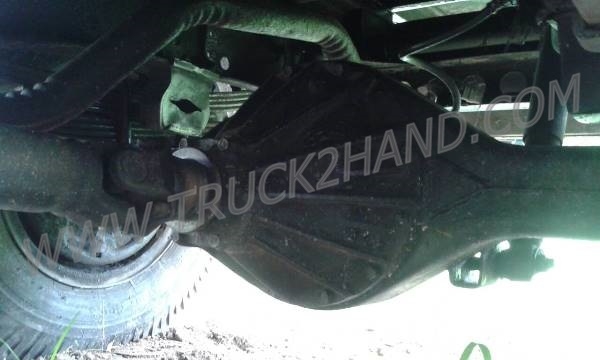 รถบรรทุก 6 ล้อ ISUZU ELF250  88 แรงม้า